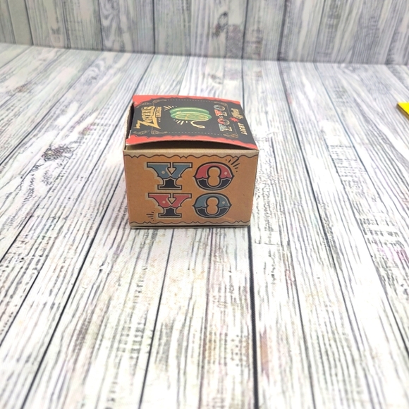 Zoltar's Yo-Yo in original box - Picture 3 of 5